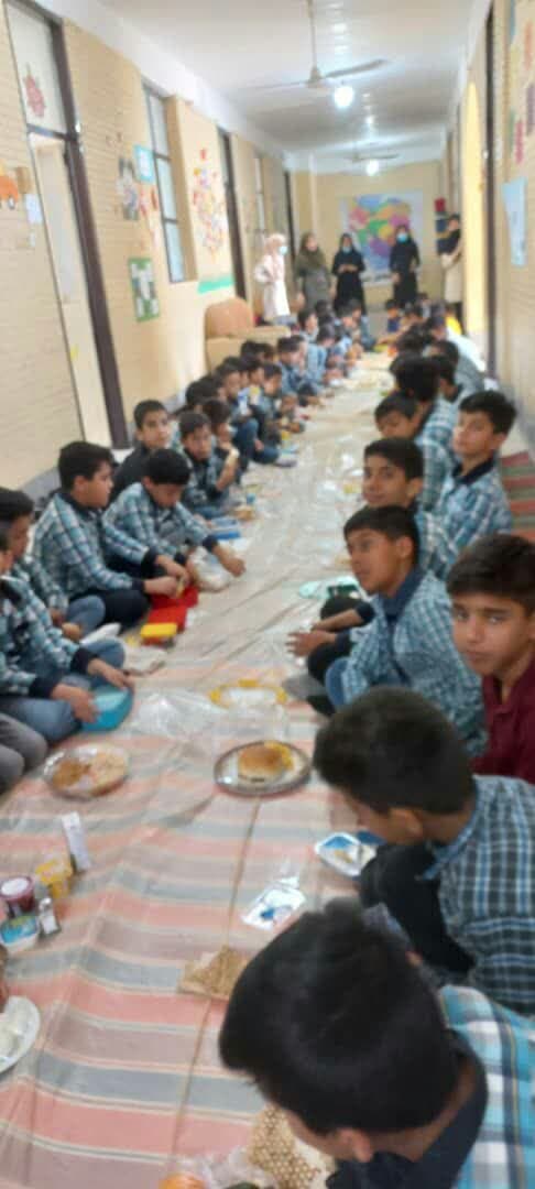 دبستان پسرانه غیرانتفاعی پویش اوز